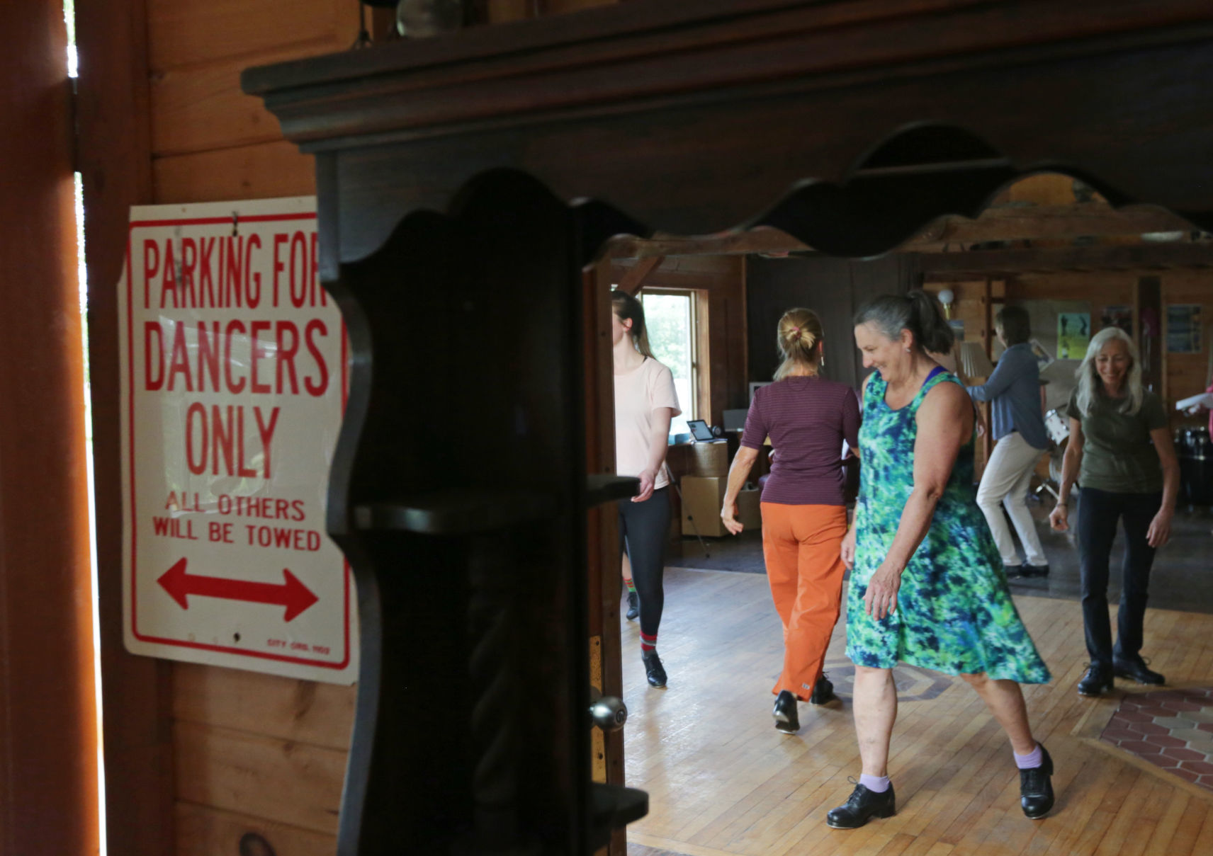 Community tap dance class